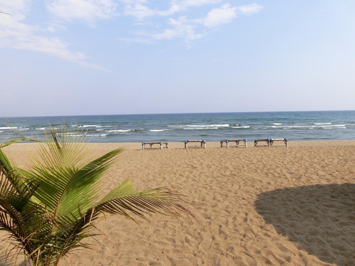 Matema Lake Shore Resort Экстерьер фото